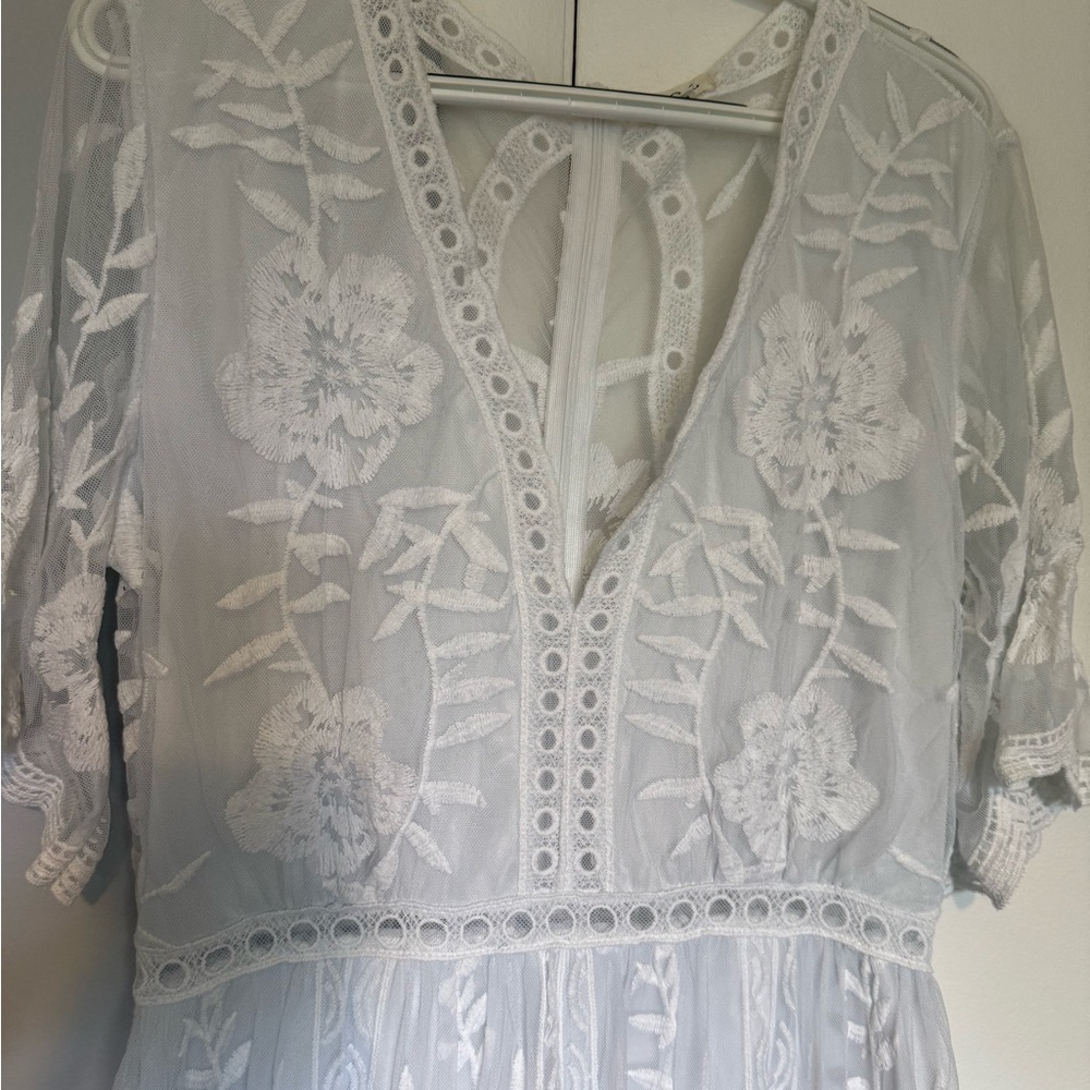 POL White Floral Lace Dress
